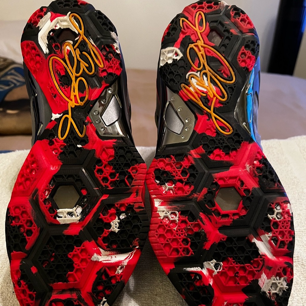 Nike LeBron 11 Elite Team. Size 12 Preowned - Picture 8 of 9